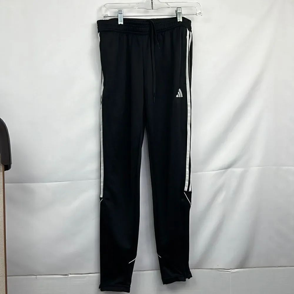 Adidas Regular Fit Black and White Aeroready sweatpants EUC size small